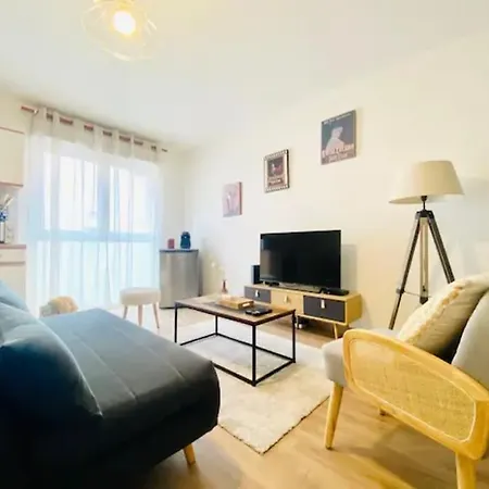 Cosy - Hyper Centre - 4 P - Wifi Apartment *